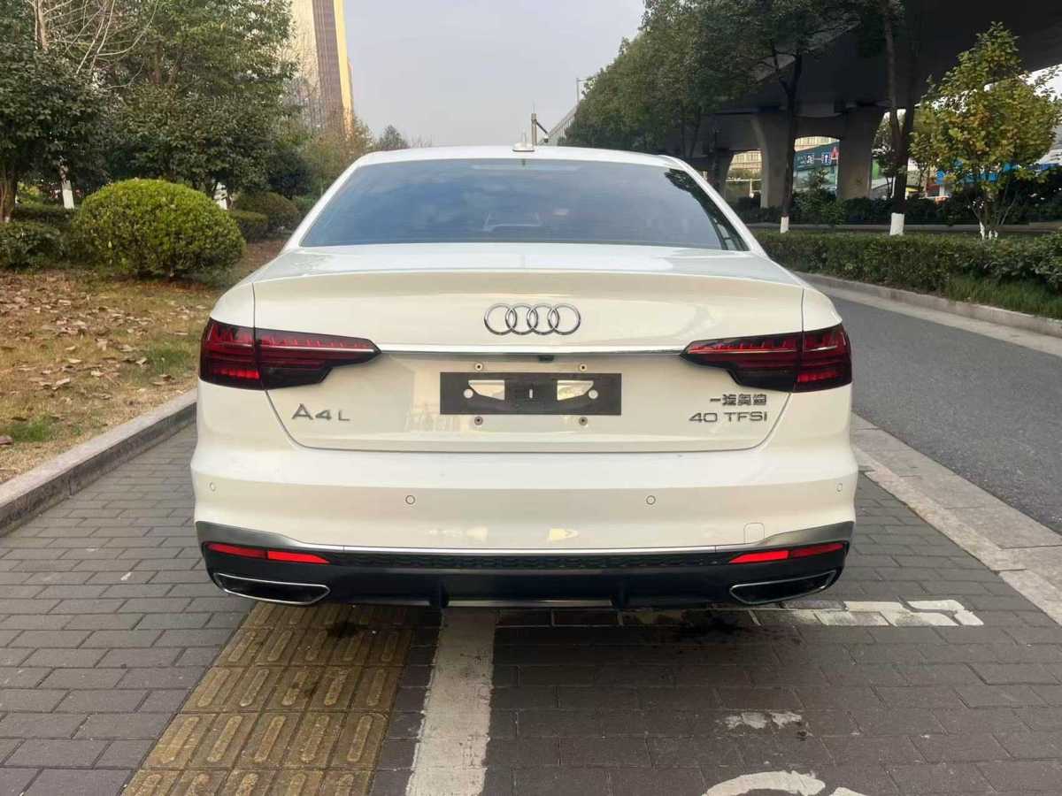 奧迪 奧迪A4L  2022款 40 TFSI 時尚動感型圖片