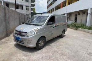五菱榮光V 五菱  1.5L廂式運(yùn)輸車實(shí)用型