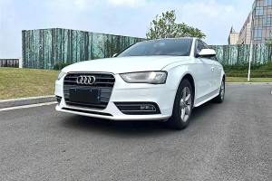 奥迪A4L 奥迪 35 TFSI 自动标准型