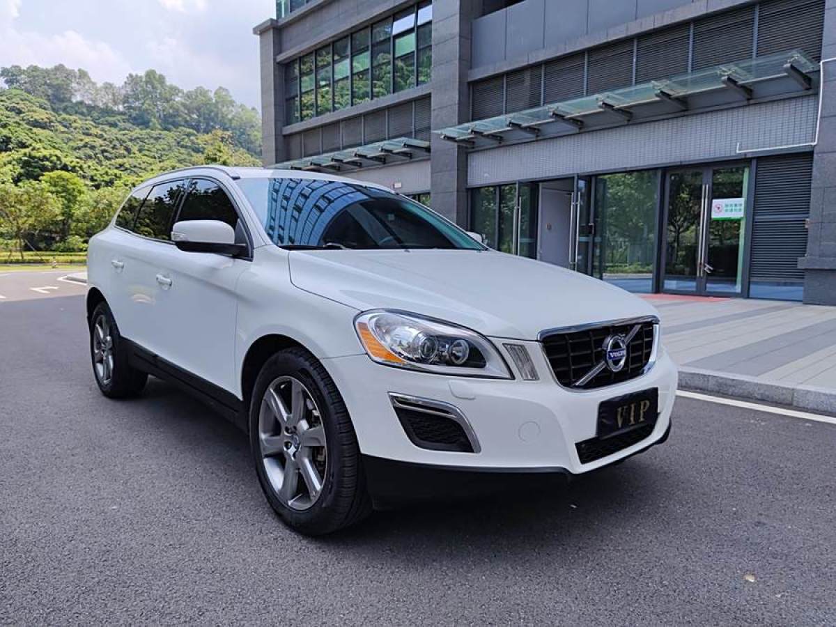 沃爾沃 XC60  2013款 T6 AWD舒適版圖片