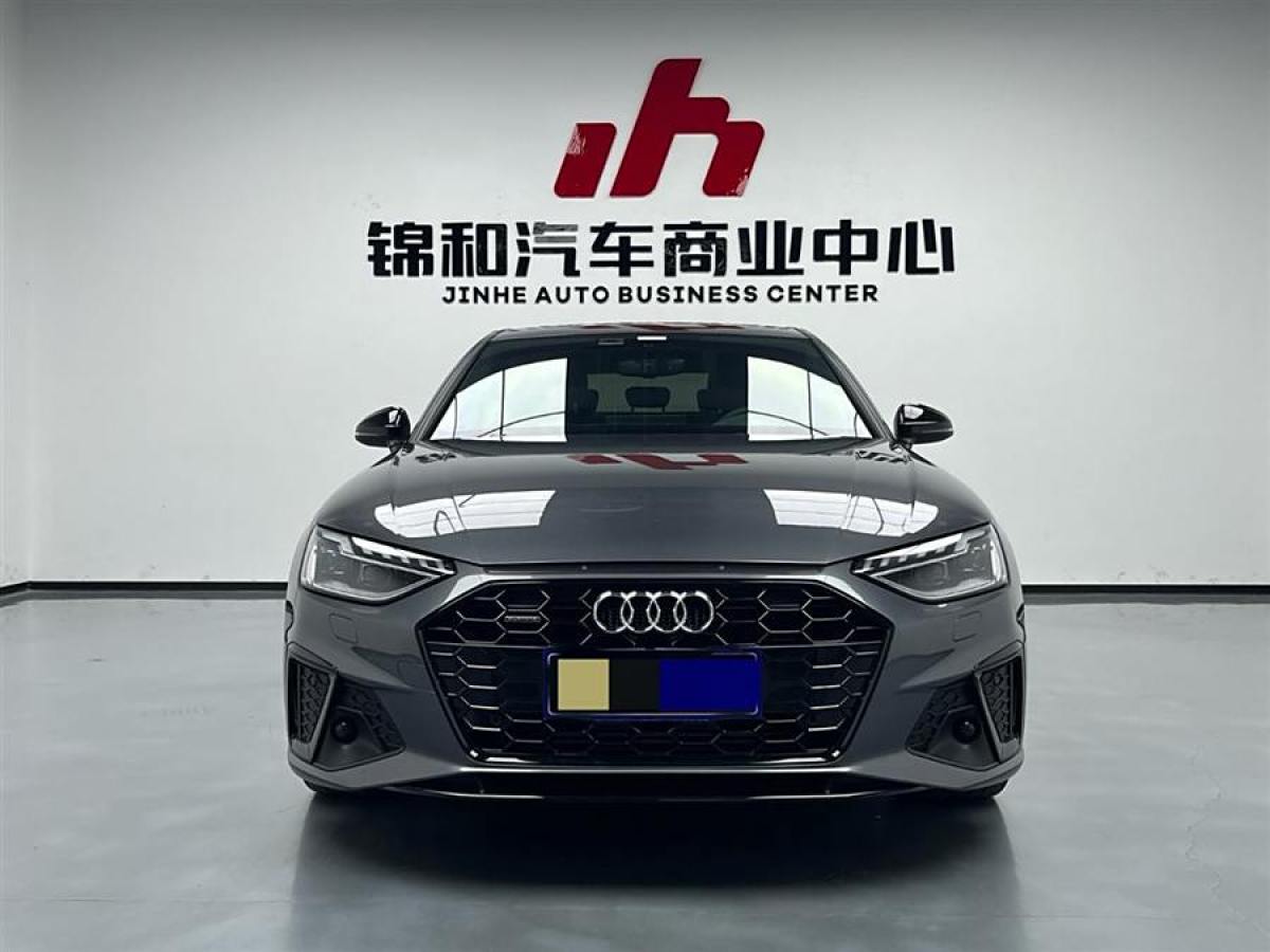 奧迪 奧迪A4L  2022款 45 TFSI quattro 臻選動(dòng)感型圖片