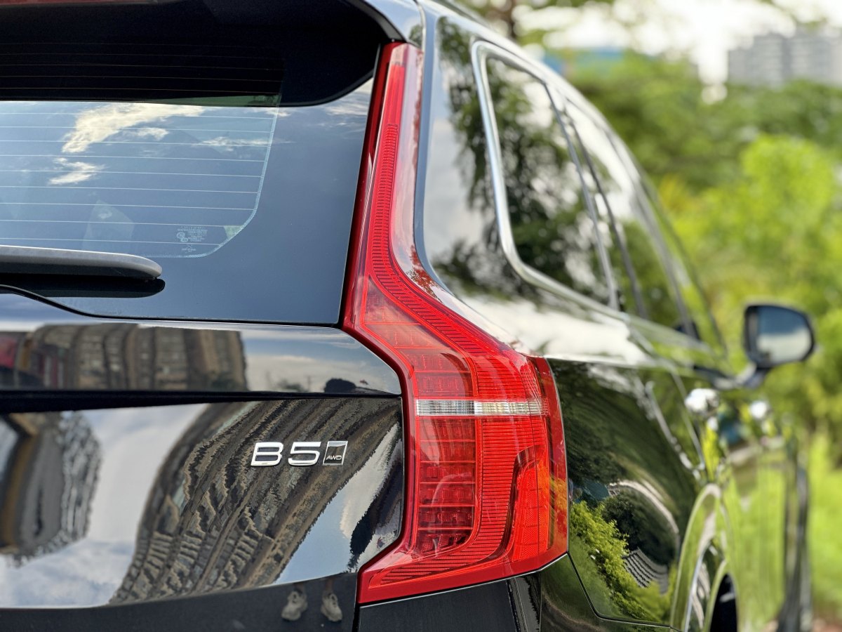 2020年9月沃爾沃 XC90  2021款 B5 智行豪華版 5座
