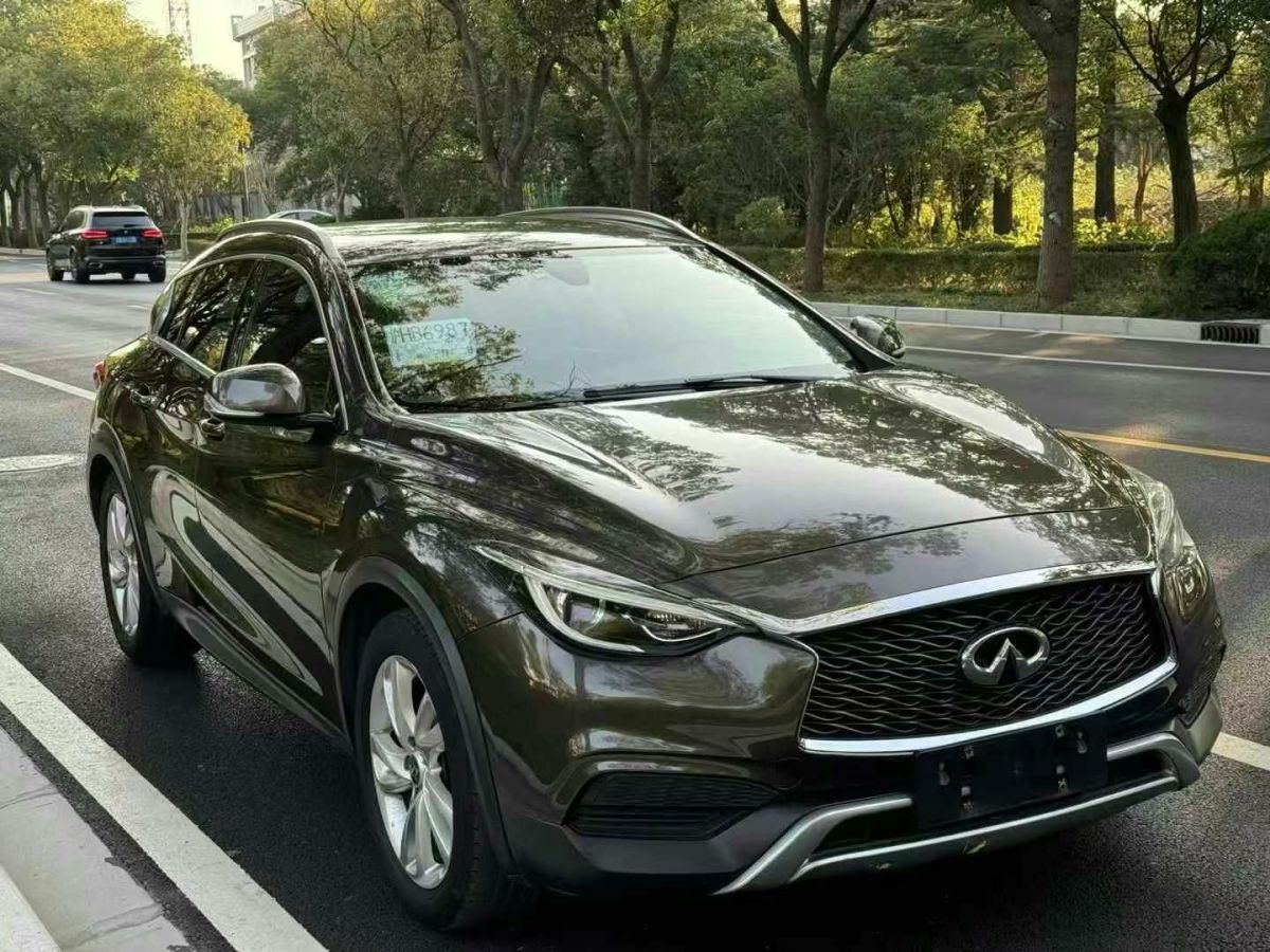 英菲尼迪 QX30  2017款 1.6T 兩驅時尚版圖片