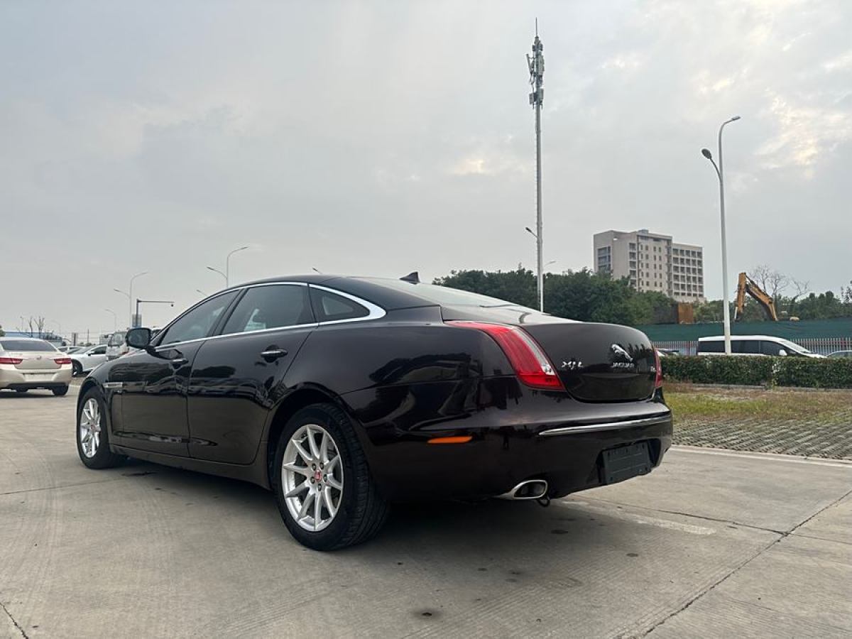 2014年8月捷豹 XJ  2014款 XJL 3.0 SC 兩驅全景商務版