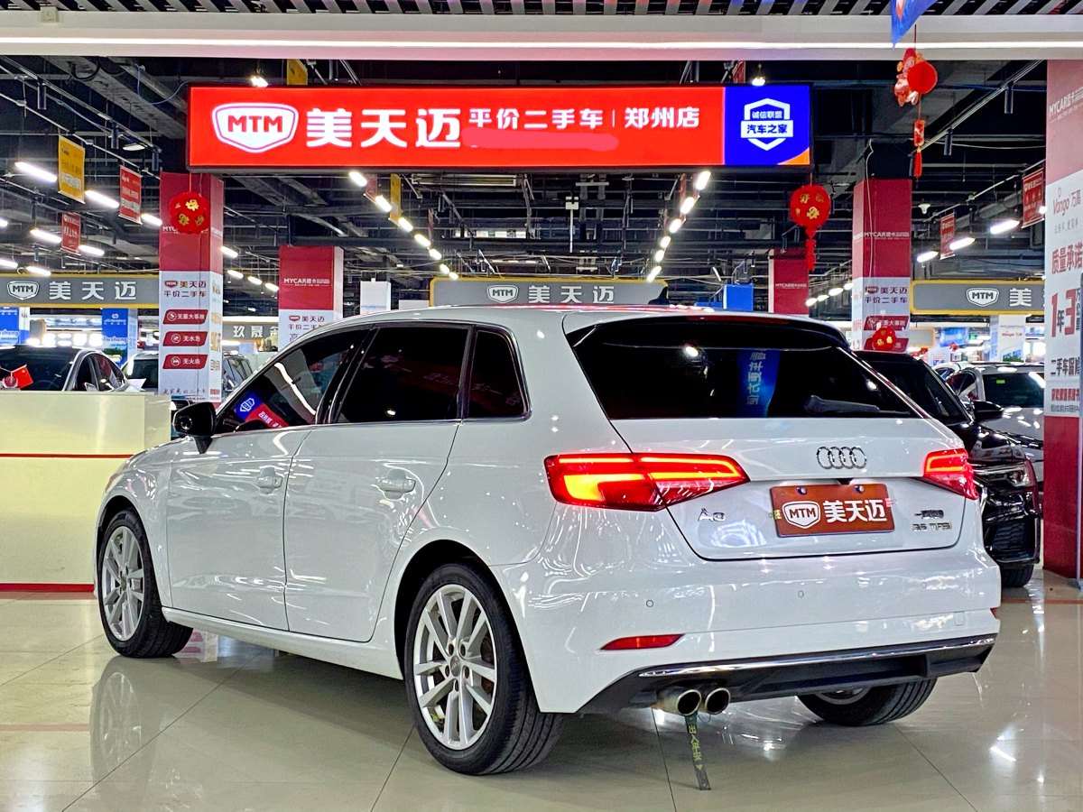 奧迪 奧迪A3  2019款 Sportback 35 TFSI 進(jìn)取型 國(guó)VI圖片