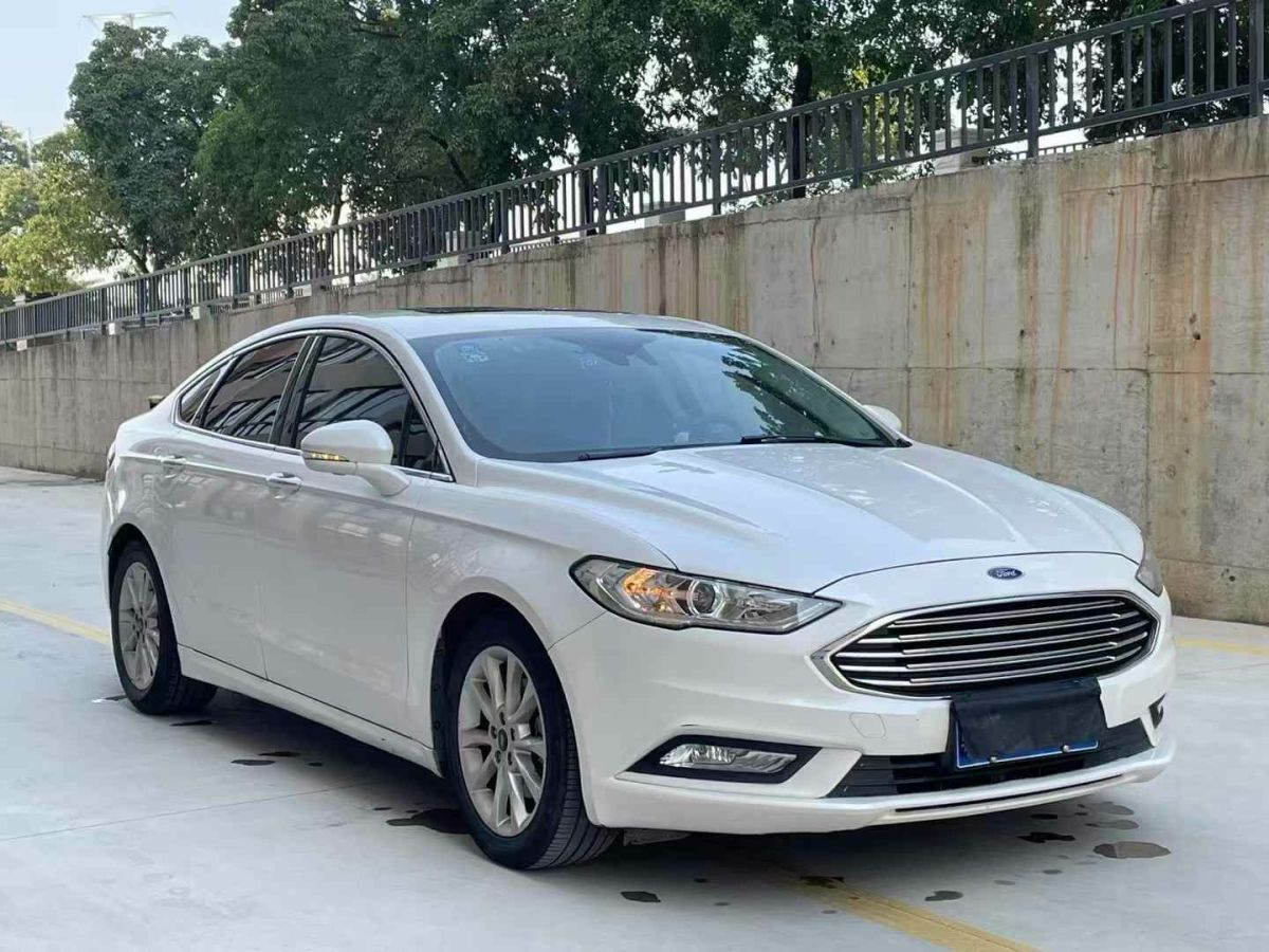 福特 蒙迪歐  2018款  EcoBoost 180 智控豪華型 國(guó)VI圖片