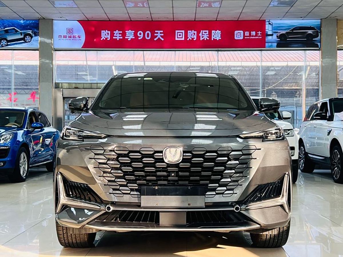 長(zhǎng)安 長(zhǎng)安UNI-K  2021款 2.0T 全輪驅(qū)動(dòng)尊貴型圖片