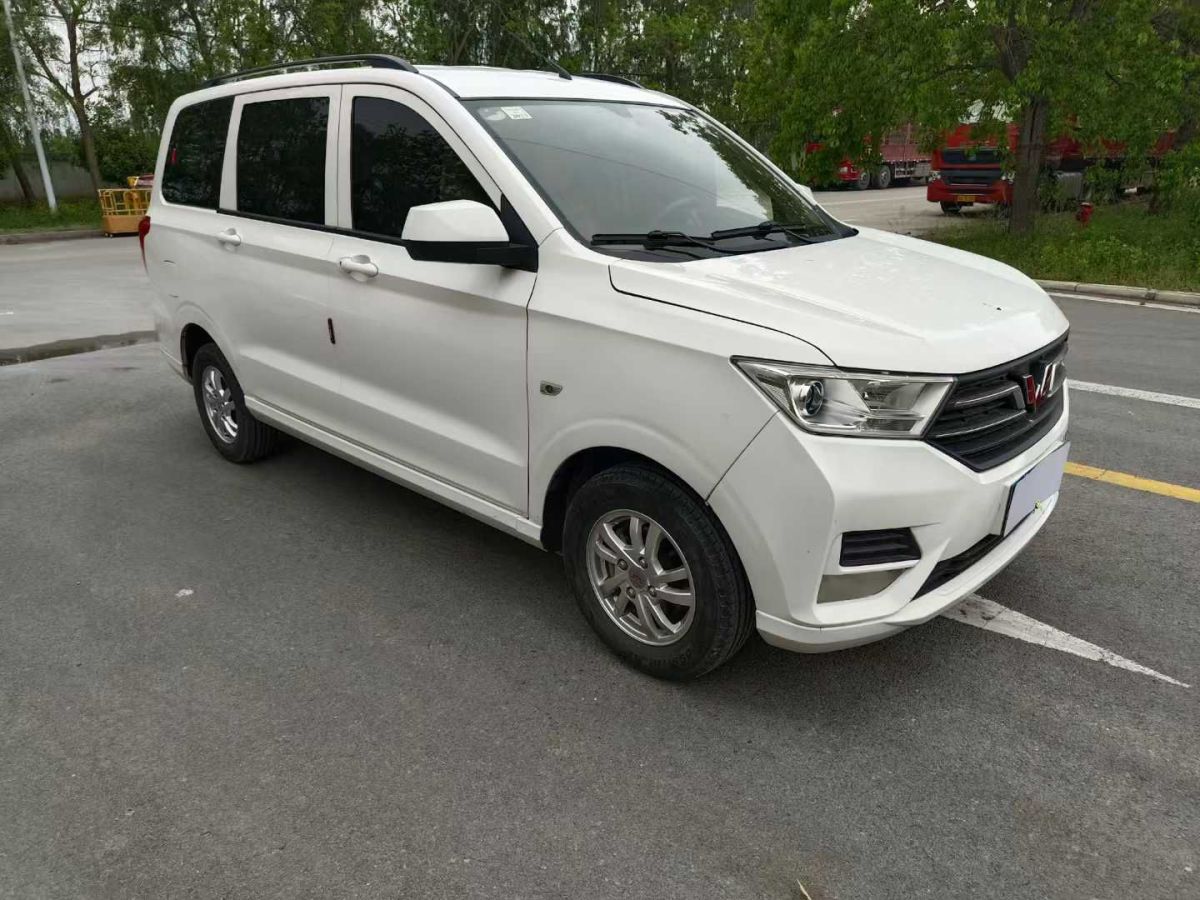 五菱 五菱宏光  2019款  1.5L S基本型國VI LAR圖片