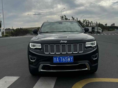 2014年11月 Jeep 大切諾基(進(jìn)口) 3.0L 舒享導(dǎo)航版圖片