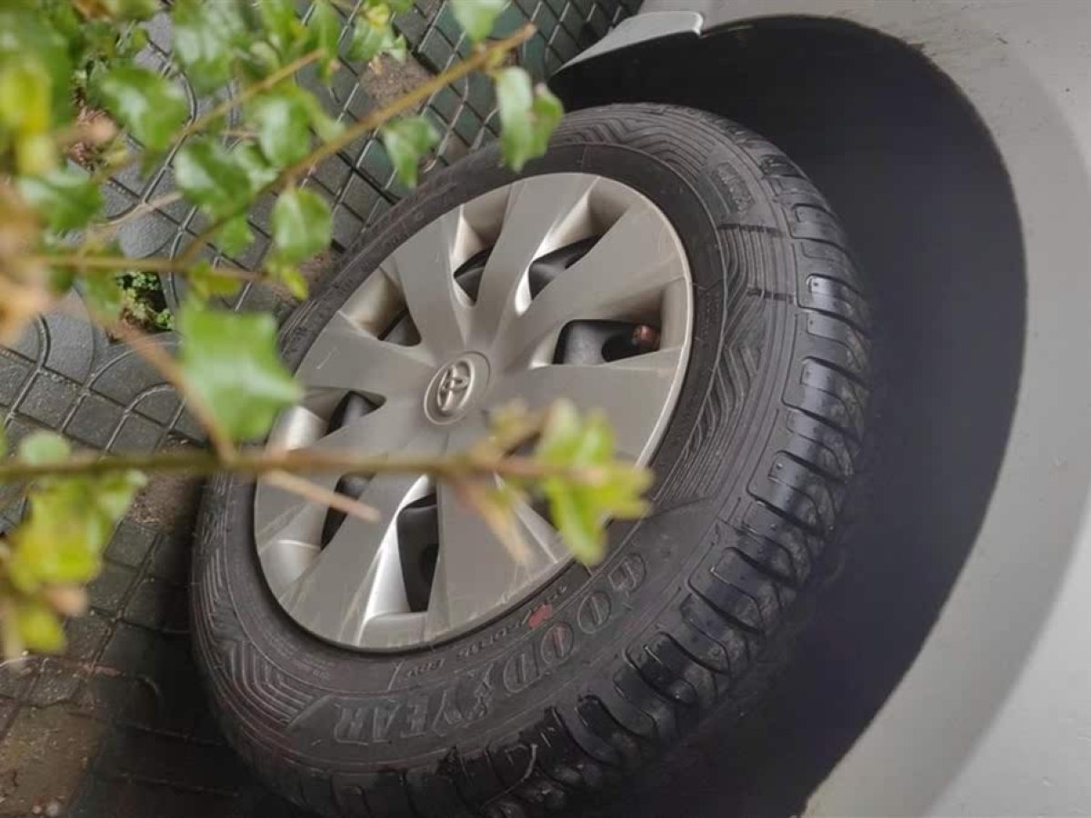 豐田 花冠  2013款 1.6L 自動卓越版圖片
