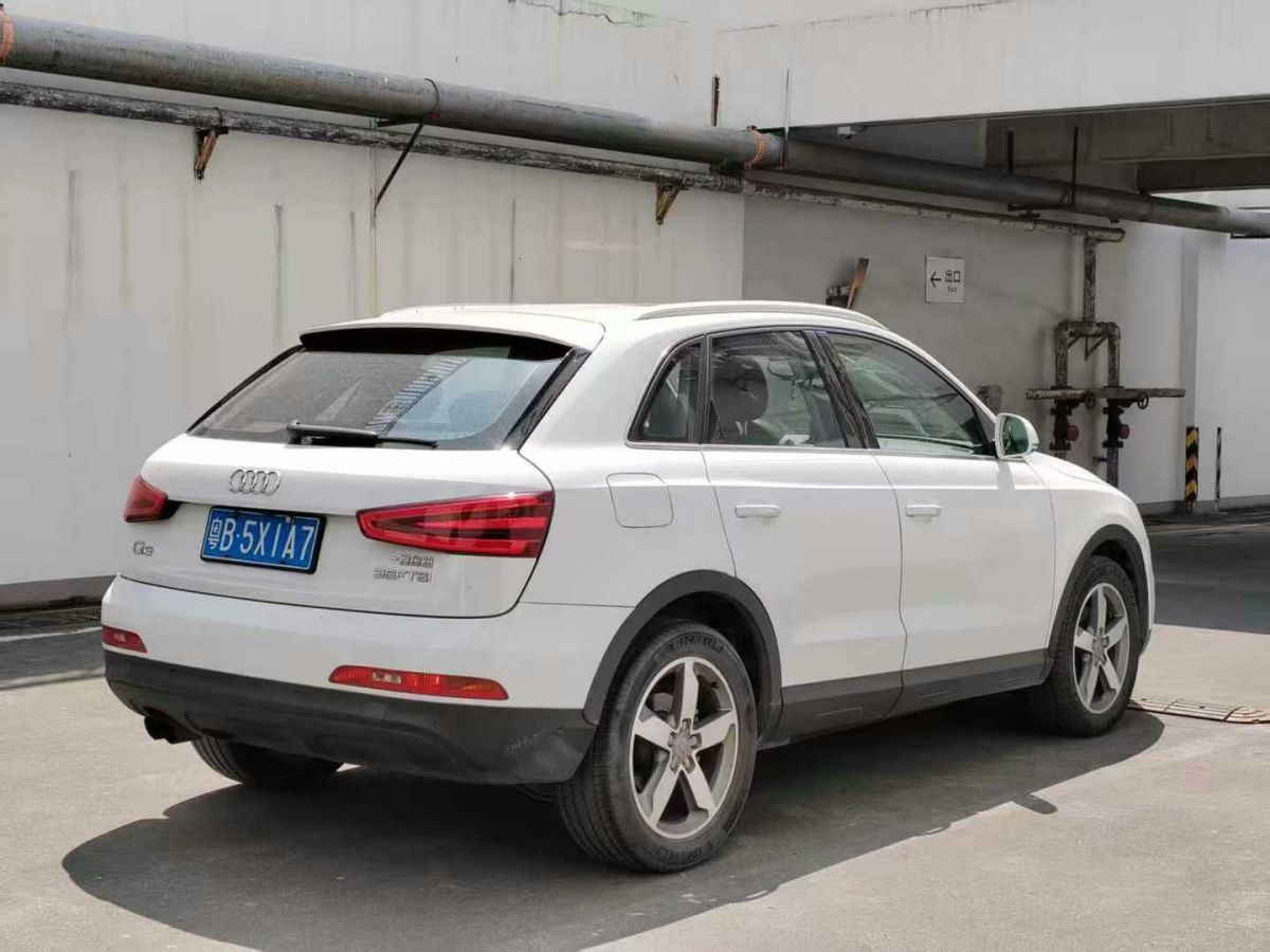 奧迪 奧迪Q3  2016款 30 TFSI 風(fēng)尚型圖片