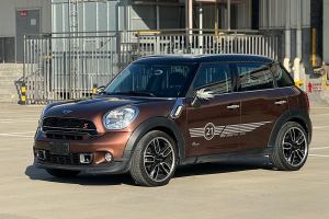 COUNTRYMAN MINI 1.6T COOPER ALL4 Excitement