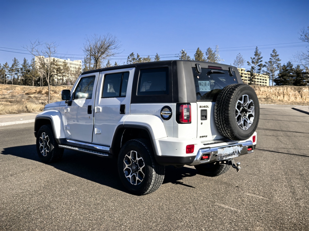 北京 BJ40  2019款 2.3T 自動四驅(qū)城市獵人版尊享型 國VI圖片