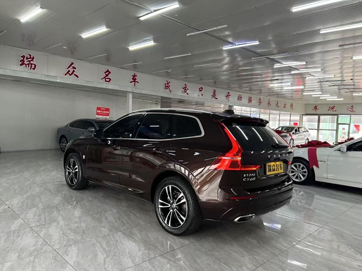 2019年8月沃爾沃 XC60  2019款  T5 四驅(qū)智遠(yuǎn)版 國(guó)VI