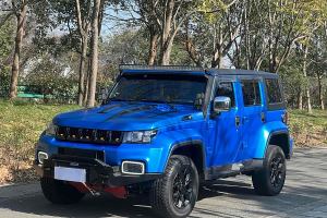 BJ40 北京 2.0D 自動(dòng)四驅(qū)刀鋒英雄版?zhèn)b客型