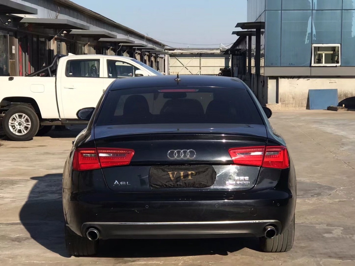 奧迪 奧迪A6L  2014款 TFSI 標(biāo)準(zhǔn)型圖片