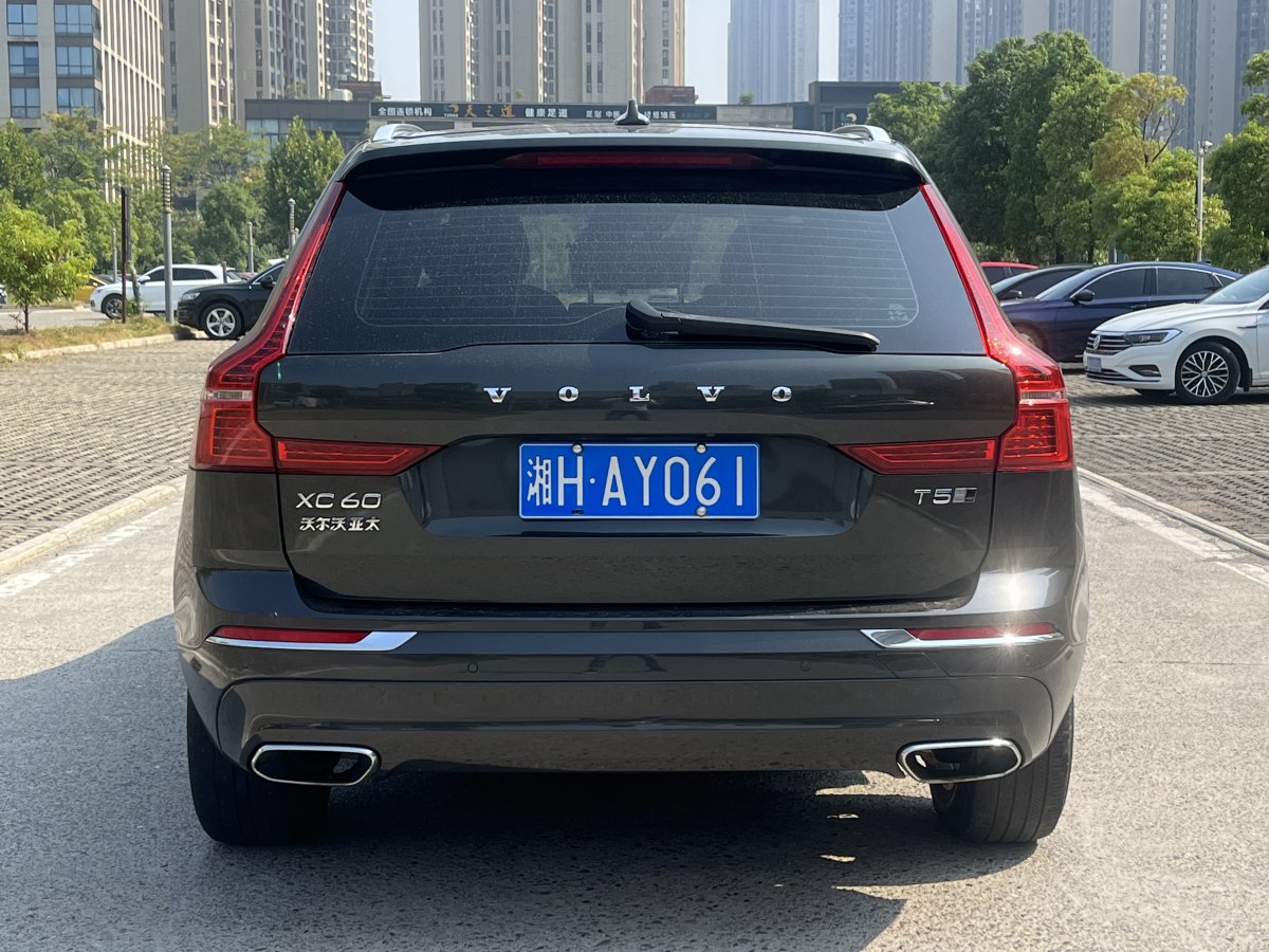 沃爾沃 XC60  2020款 T5 四驅(qū)智逸豪華版圖片