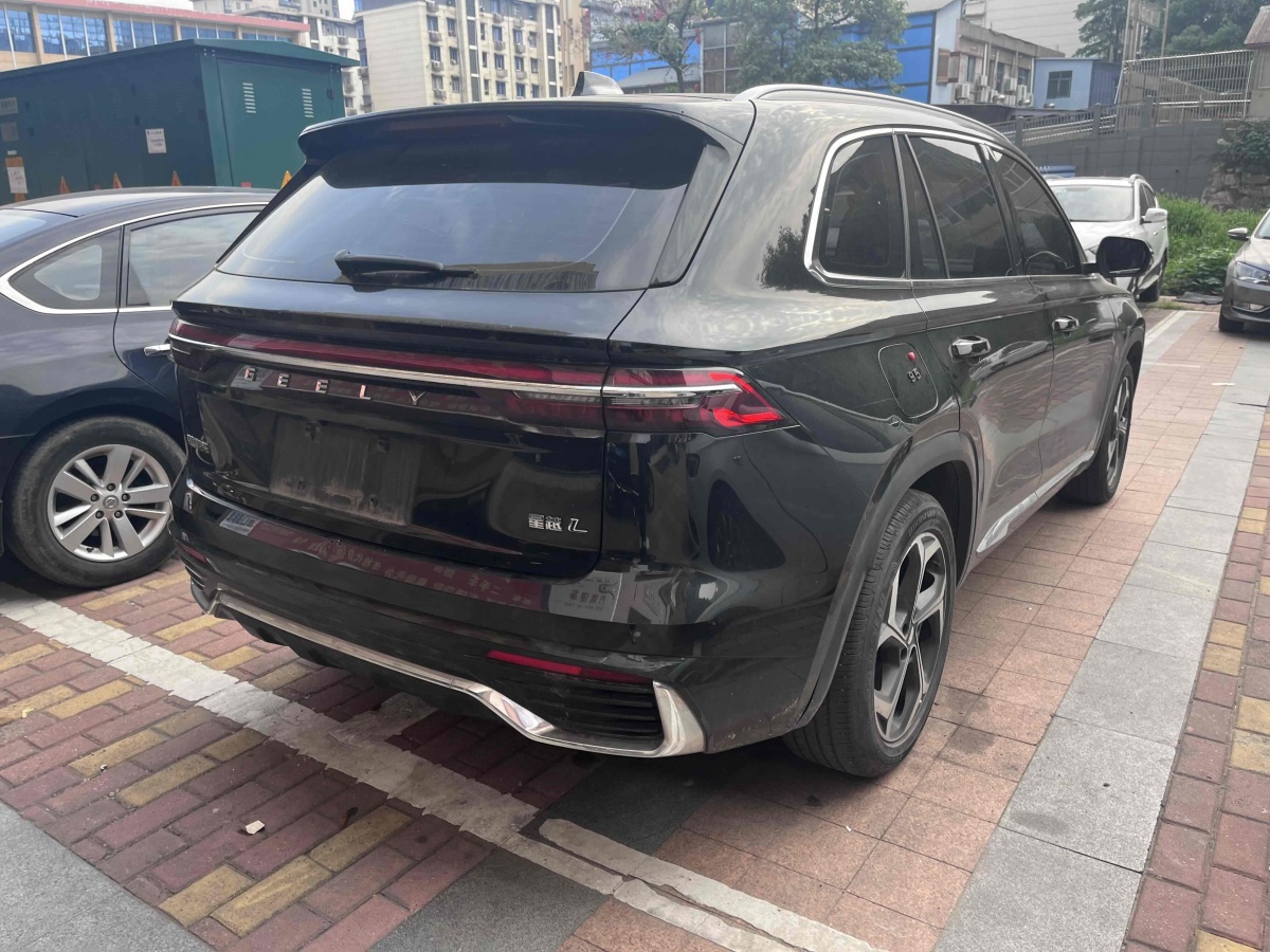 吉利 星越L  2021款 2.0TD DCT EVO兩驅(qū)尊貴型圖片