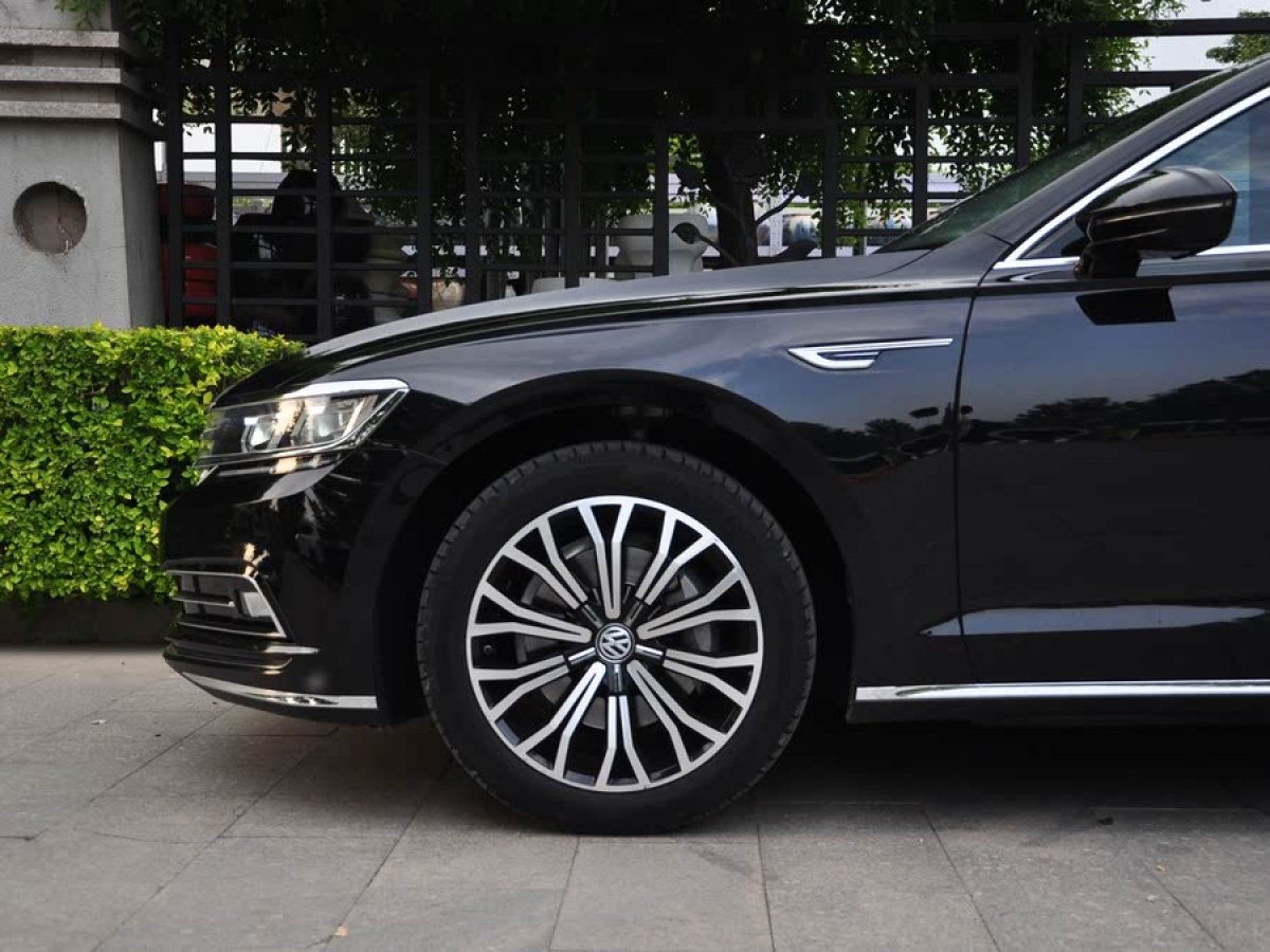 大眾 輝昂  2019款  380TSI 兩驅(qū)商務版 國V圖片
