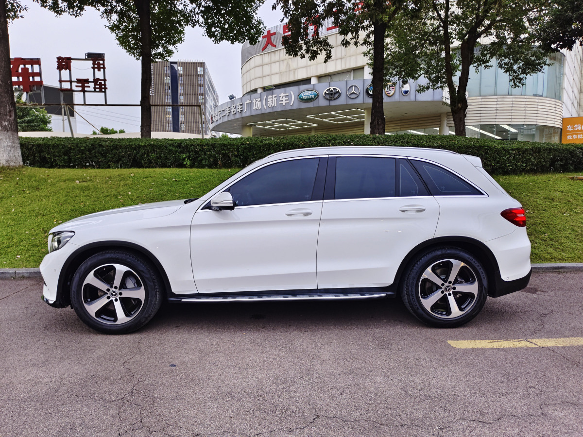 奔馳 奔馳GLC  2018款 改款 GLC 260 4MATIC 豪華型圖片