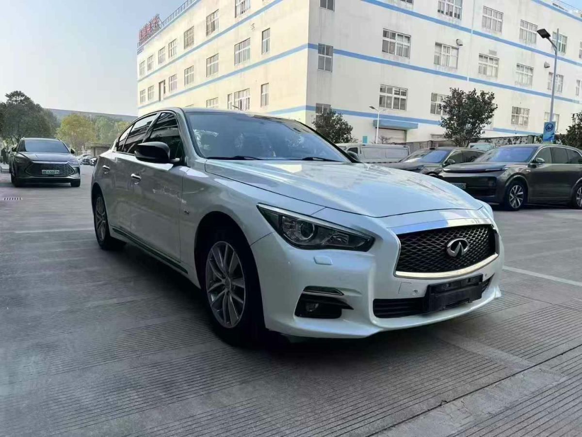 英菲尼迪 Q50L  2016款 2.0T 悅享版圖片