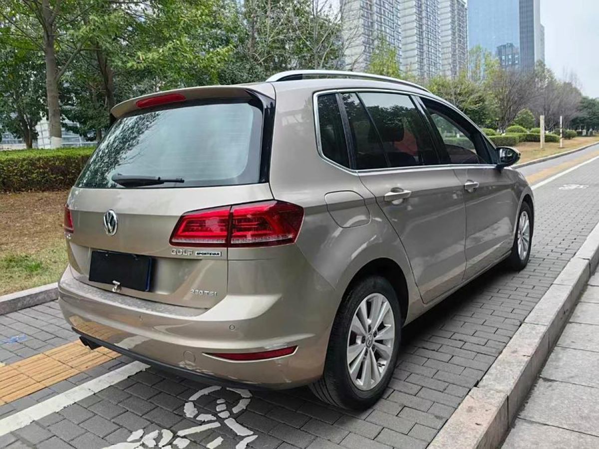 大眾 高爾夫?嘉旅  2016款 230TSI 自動進(jìn)取型圖片