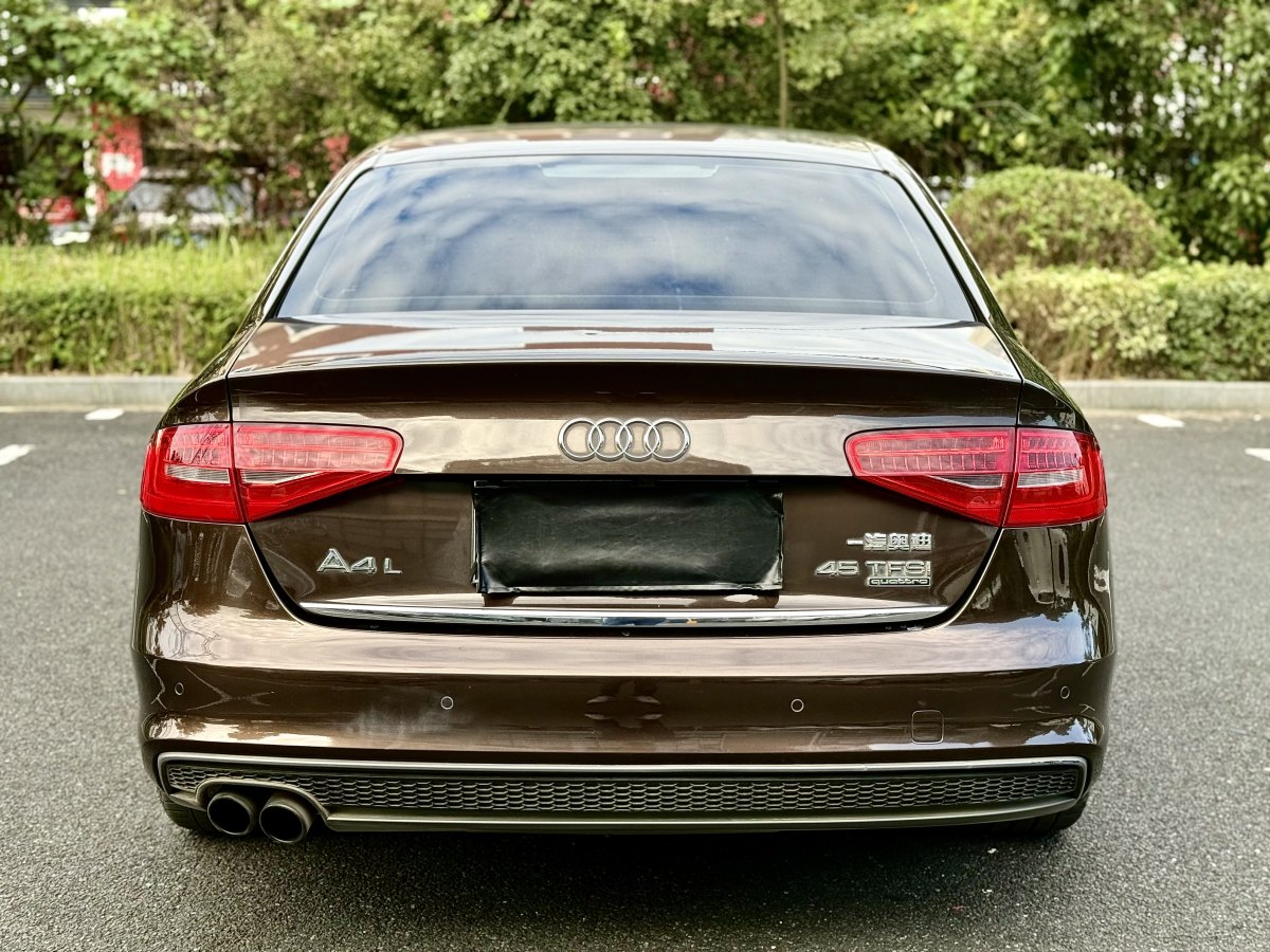 奧迪 奧迪A4L  2015款 45 TFSI quattro個(gè)性運(yùn)動(dòng)型圖片