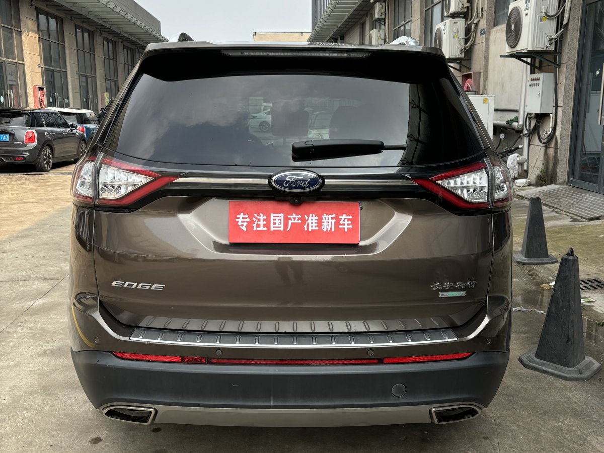 2018年2月福特 銳界  2016款 EcoBoost 245 兩驅(qū)豪銳型 7座