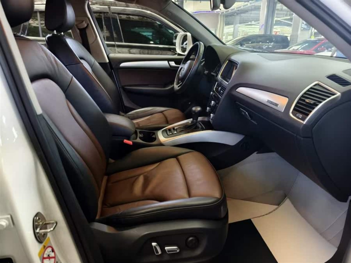 奧迪 奧迪Q5  2016款 40 TFSI 技術(shù)型圖片