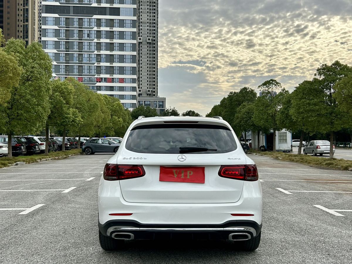 奔馳 奔馳GLC  2018款 改款 GLC 300 4MATIC 動感型圖片