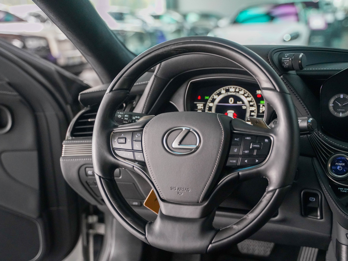 雷克薩斯 LS  2021款 500h 行政版圖片