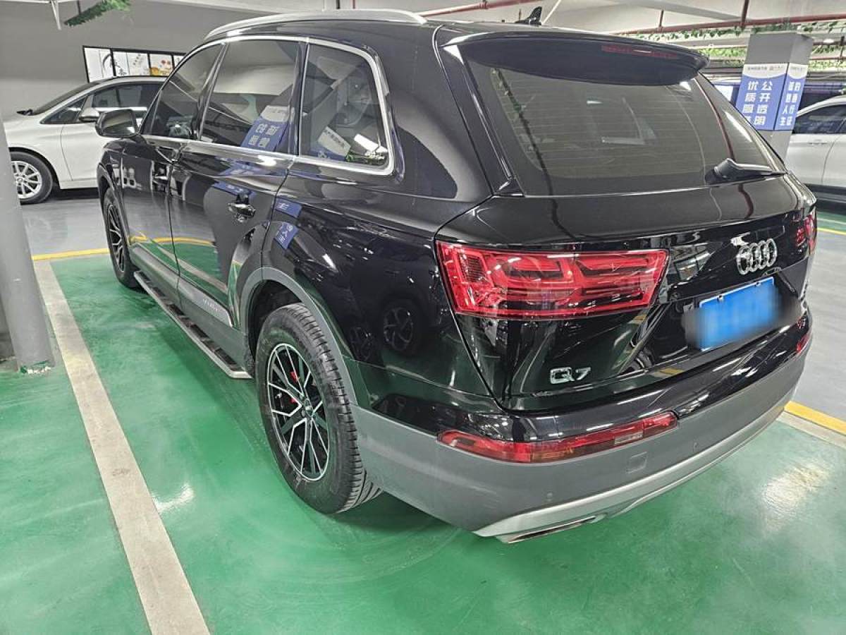 奧迪 奧迪Q7  2016款 45 TFSI S line運(yùn)動(dòng)型圖片