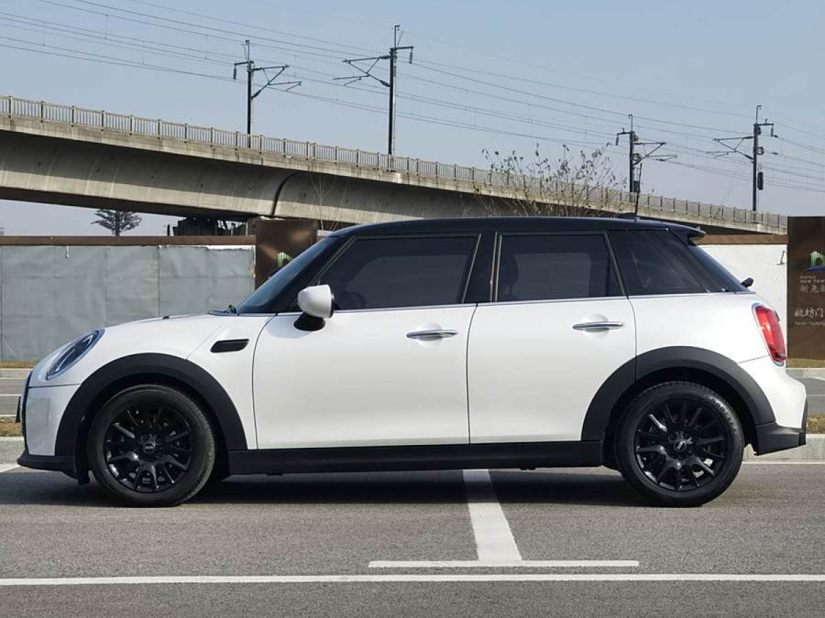 MINI MINI  2023款 1.5T ONE 五門版圖片