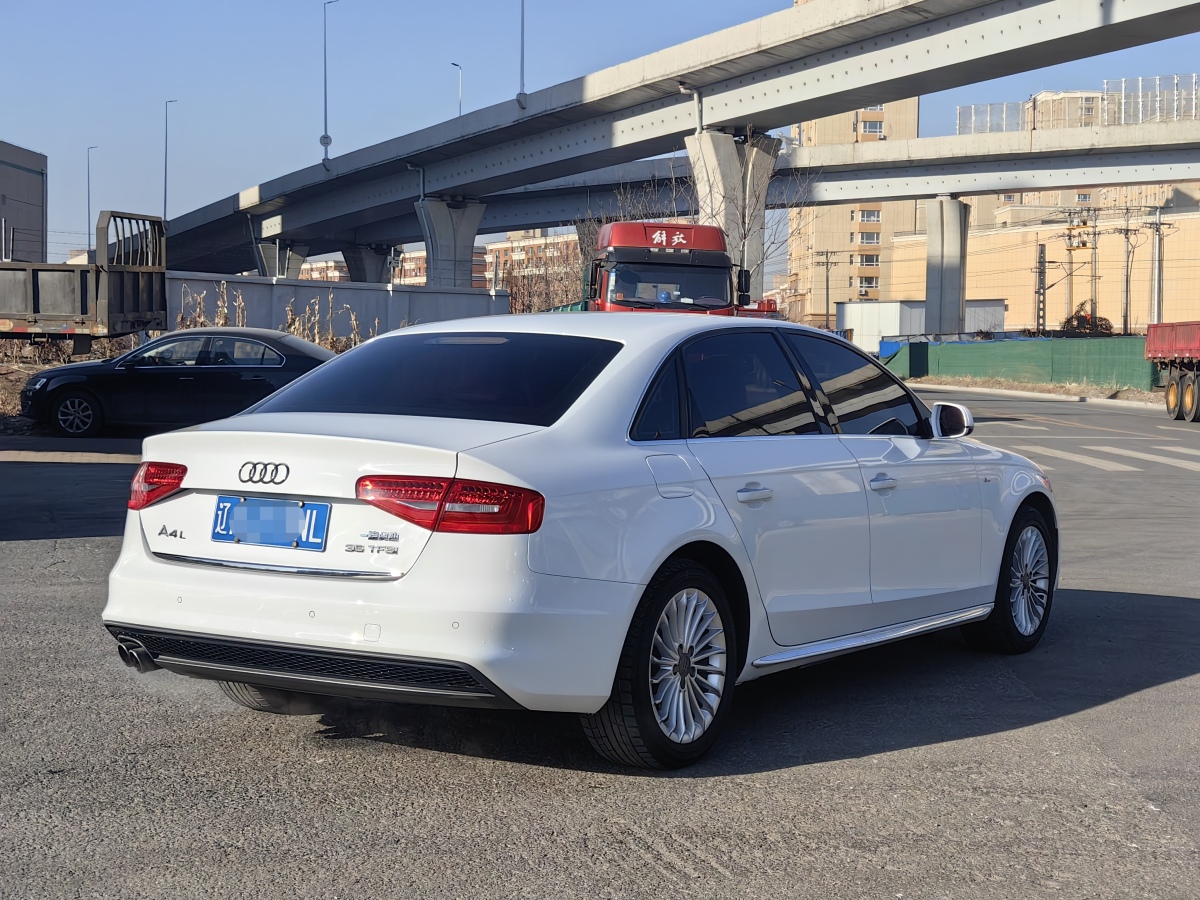 奧迪 奧迪A4L  2015款 35 TFSI 自動(dòng)舒適型圖片