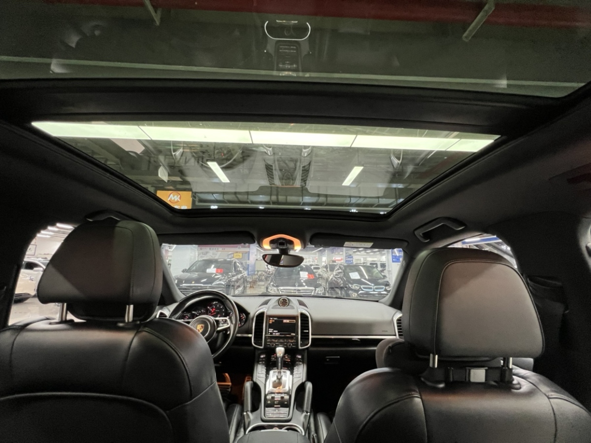 保時(shí)捷 Cayenne  2015款 Cayenne 3.0T圖片