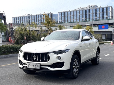 2020年2月 瑪莎拉蒂 Levante 3.0T 標(biāo)準(zhǔn)版圖片