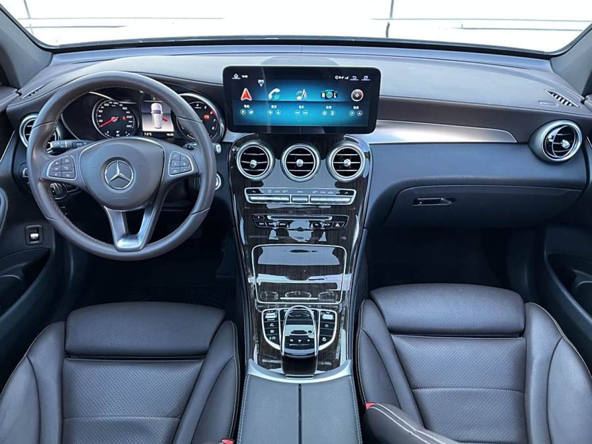 2019年8月奔馳 奔馳GLC  2019款 GLC 260 4MATIC 動感型