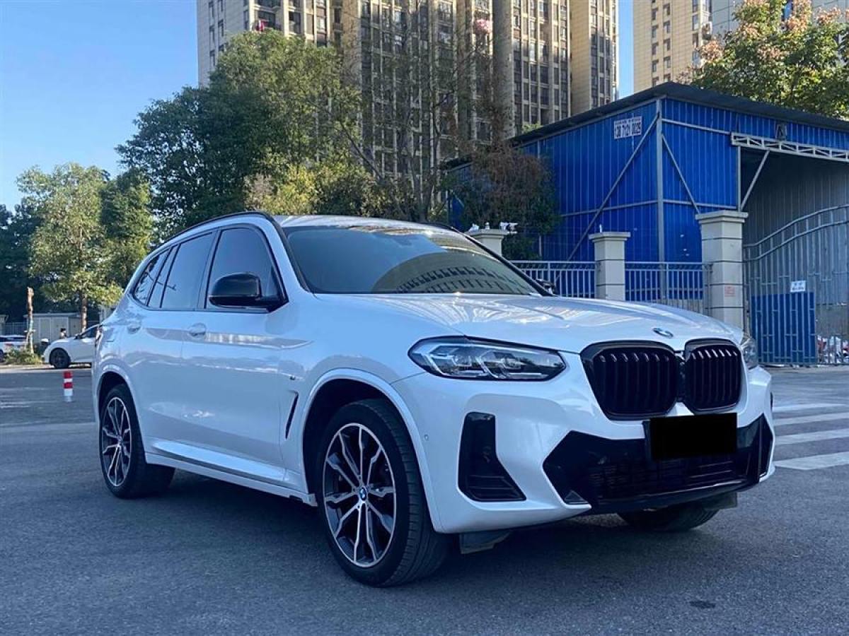 寶馬 寶馬X3  2022款 xDrive30i 領(lǐng)先型 M曜夜套裝圖片