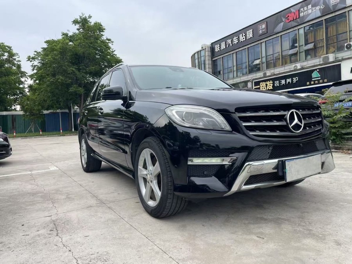 奔馳 奔馳M級(jí)  2014款 ML 320 4MATIC圖片