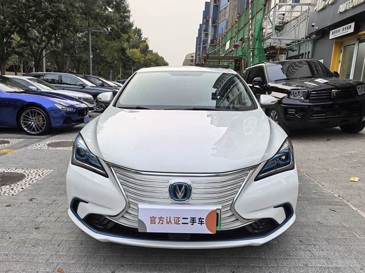 2019年3月長安 逸動新能源  2019款 EV460 智領(lǐng)版