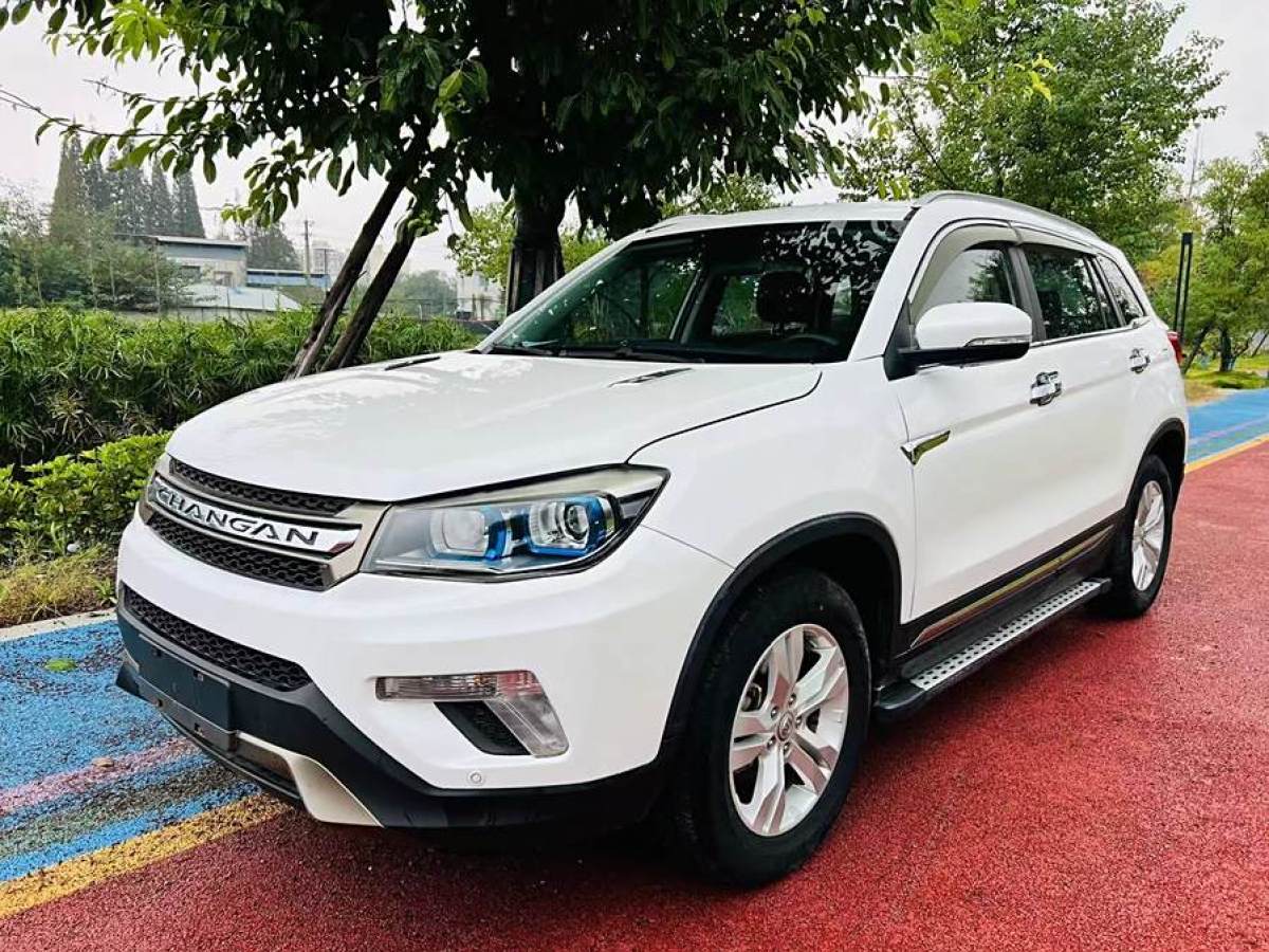 長安 CS75  2014款 2.0L 手動領(lǐng)先型 國V圖片