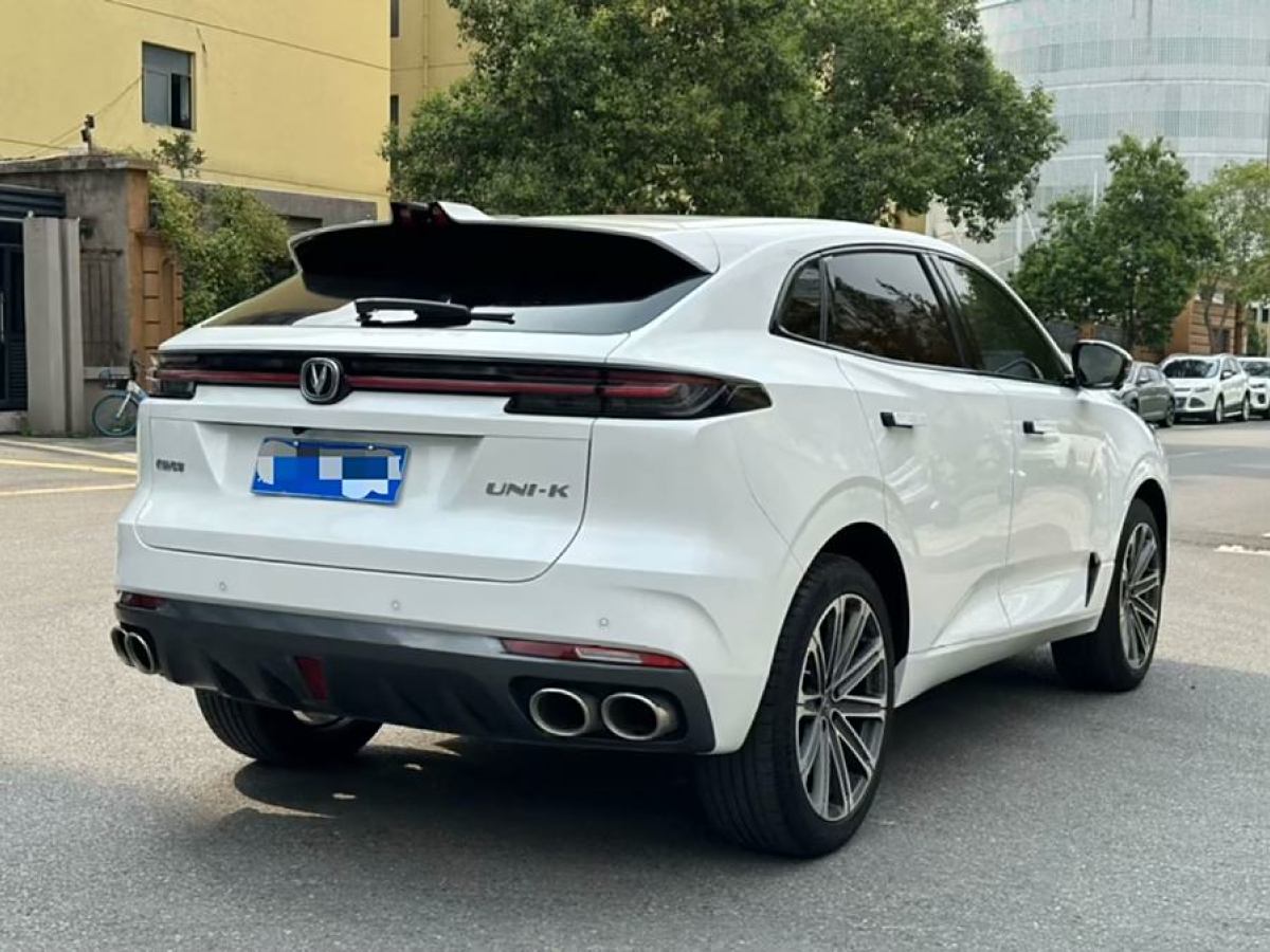 長(zhǎng)安 長(zhǎng)安UNI-K  2021款 2.0T 尊貴型圖片