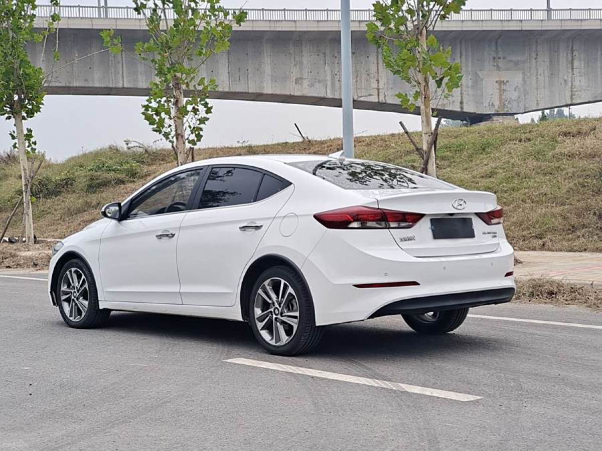 現(xiàn)代 領(lǐng)動  2018款 1.6L 自動15周年特別版圖片