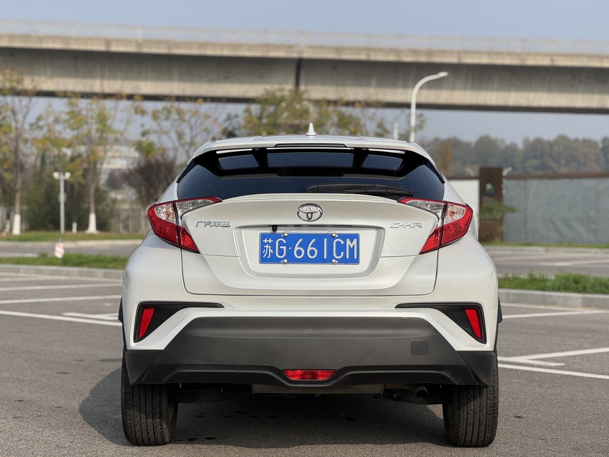 豐田 C-HR  2022款 2.0L 舒適版圖片