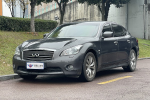 Q70 英菲尼迪 Q70L 2.5L 舒适版