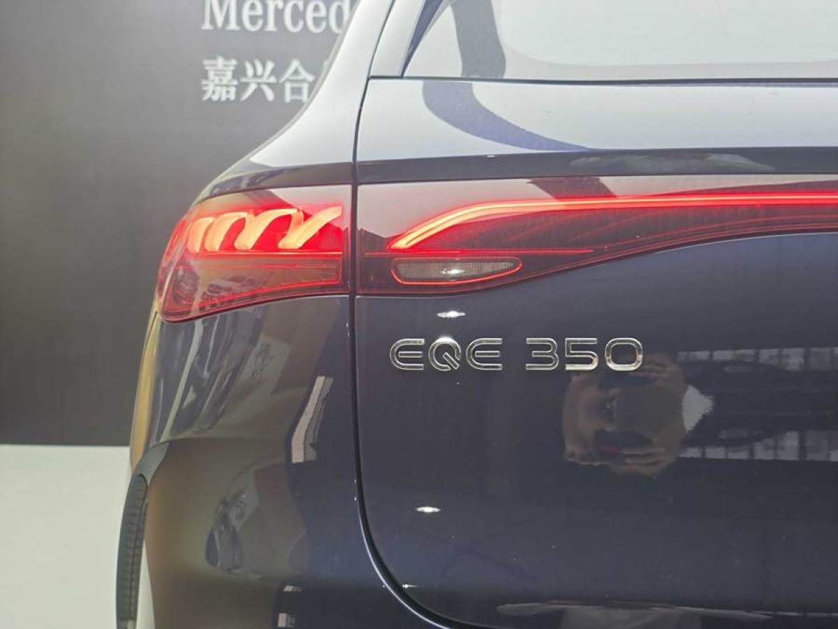 2023年6月奔馳 奔馳EQE SUV  2023款 350 4MATIC 豪華版