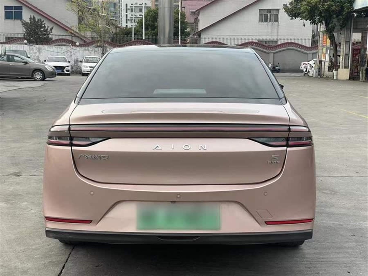 埃安 AION S Plus  2021款 Plus 80 超長續(xù)航版圖片