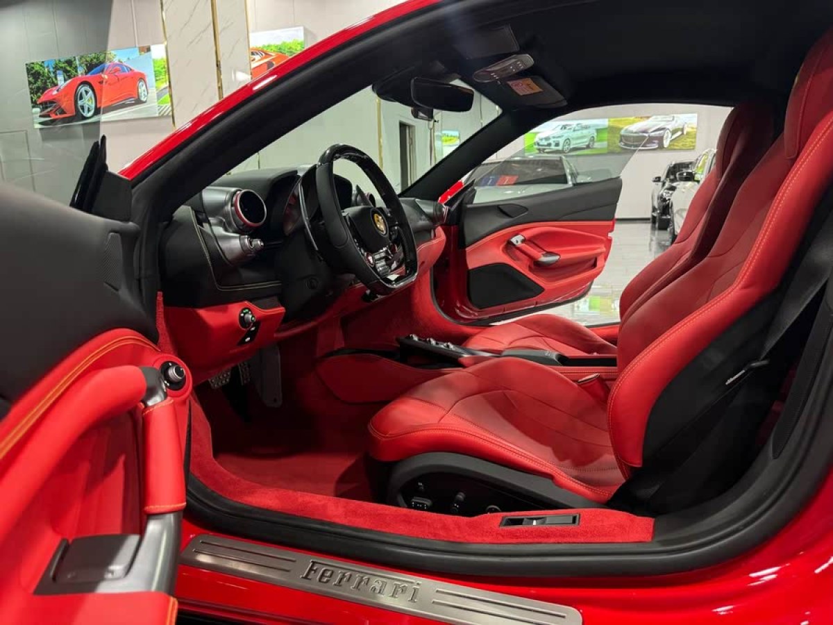 法拉利 F8 Tributo  2019款  3.9T V8圖片