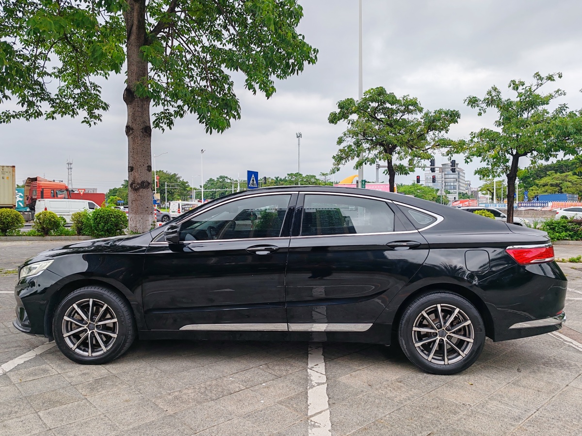 吉利 博瑞  2021款 1.8T 領(lǐng)航版圖片