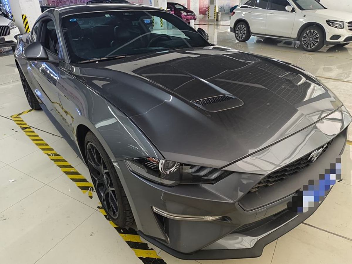 2021年10月福特 Mustang  2021款 2.3L EcoBoost 黑曜魅影特別版